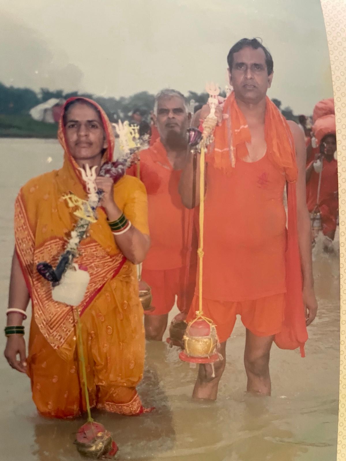 Fula Devi and her husband during the Kanwar Yatra pilgrimage.
